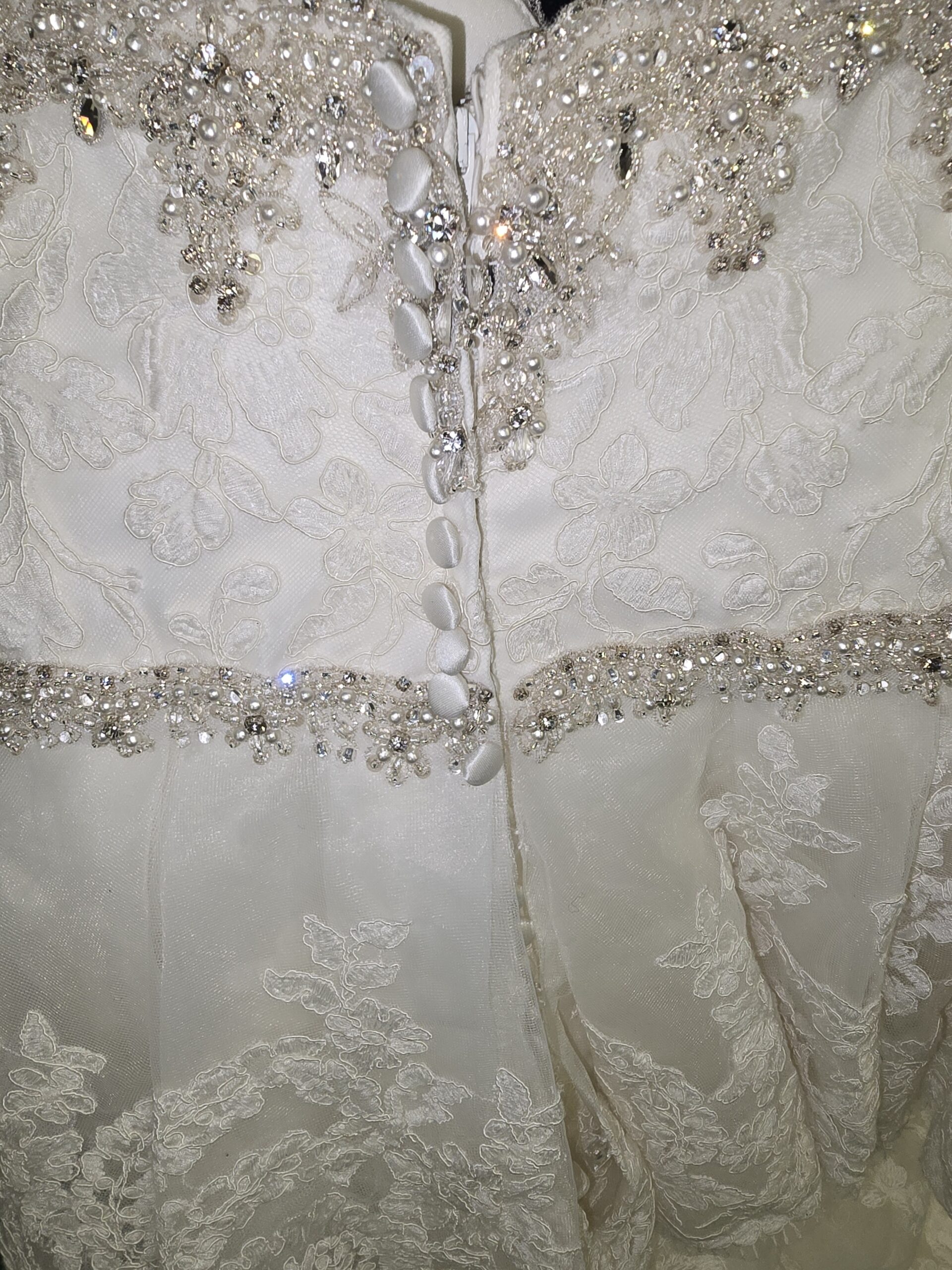 Mori Lee Peplum wedding dress, UK Size 28 - Image 3